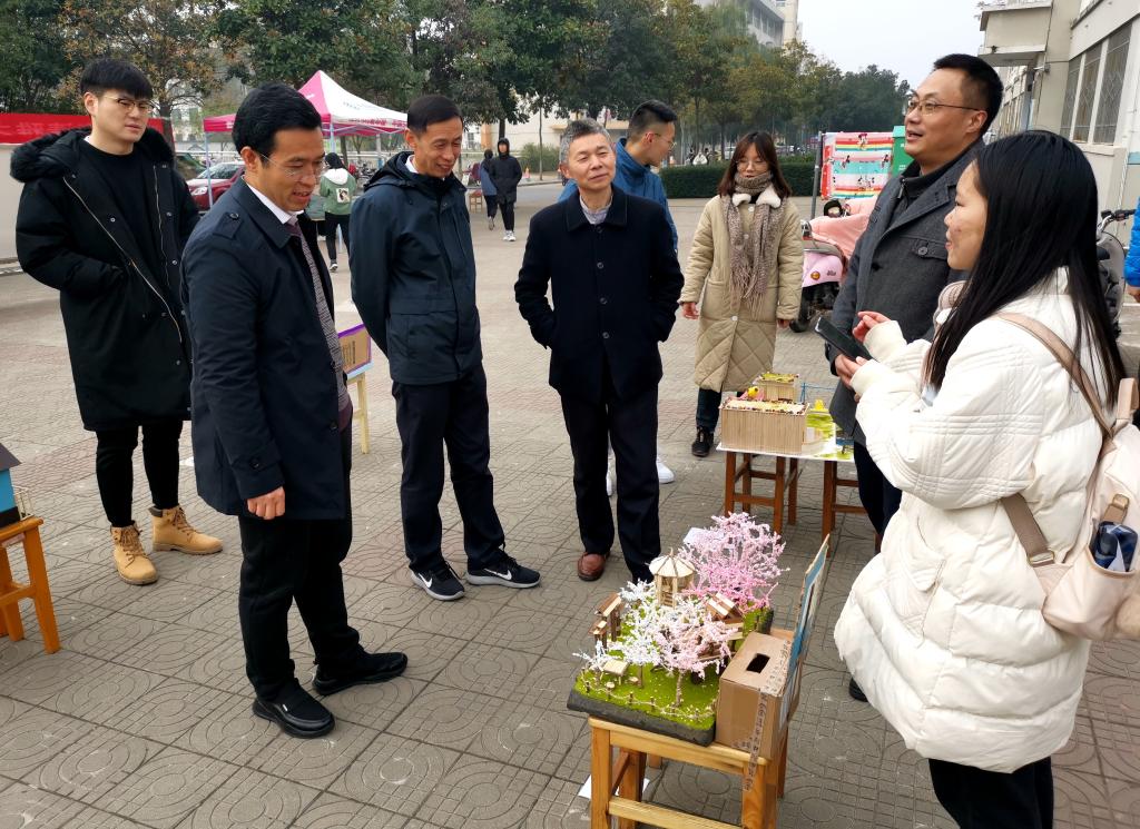 crown中国官方网站