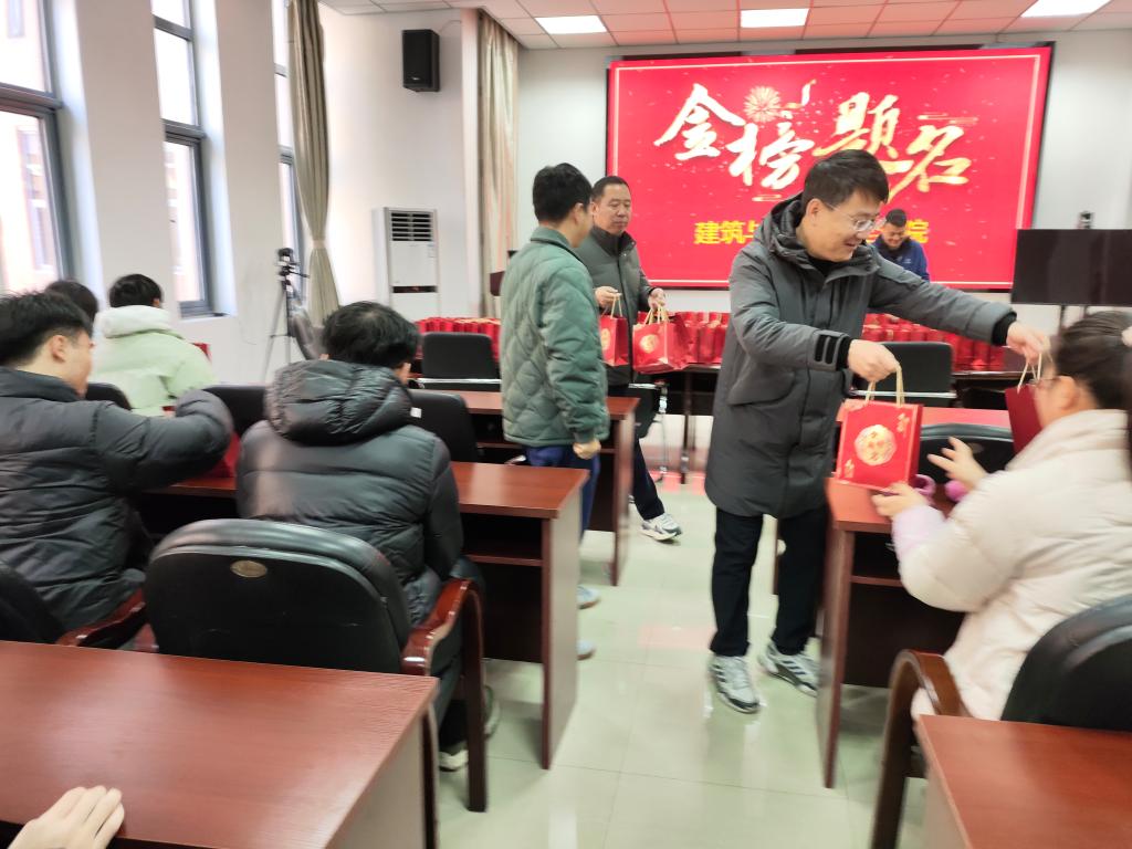 crown中国官方网站