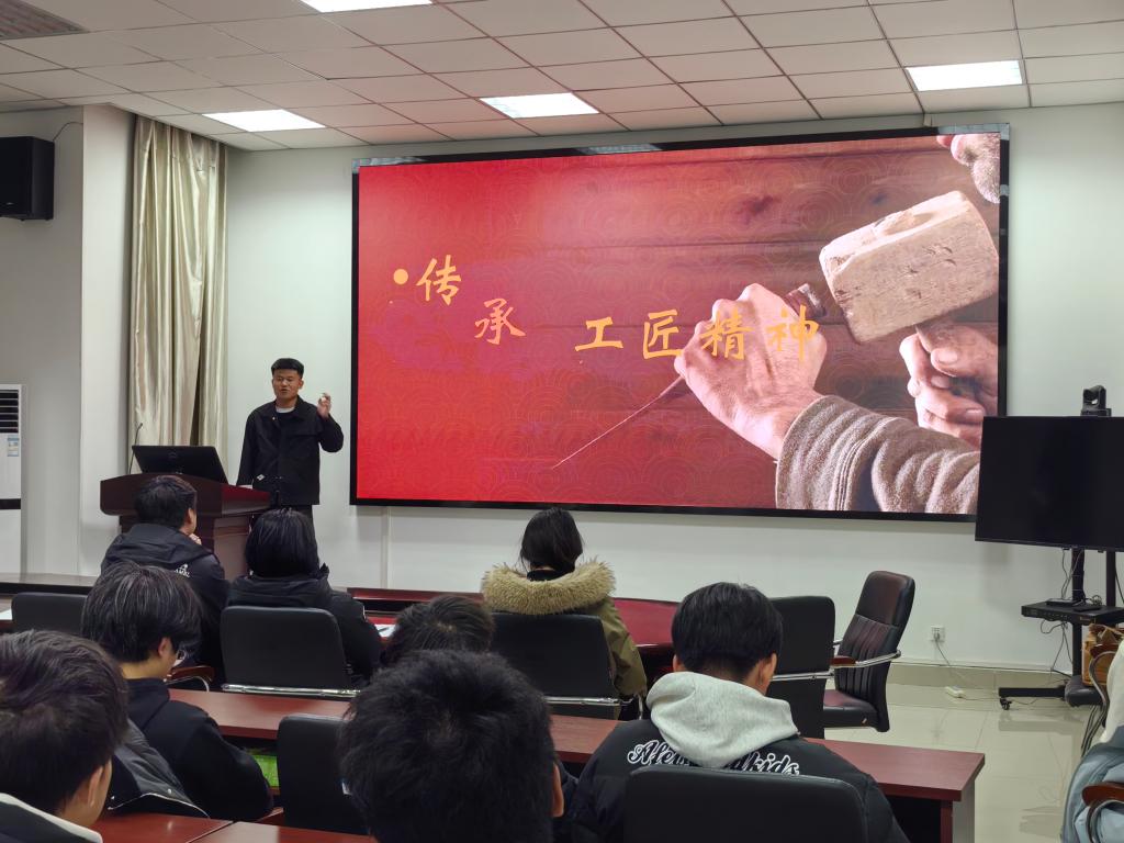 crown中国官方网站
